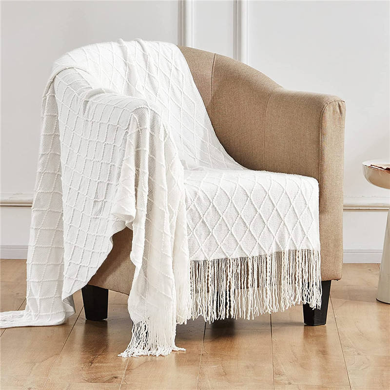 Anti-Bacteria Rectangle Home Decoration Knitted Wool Throw Blanket for Beds with Tassel