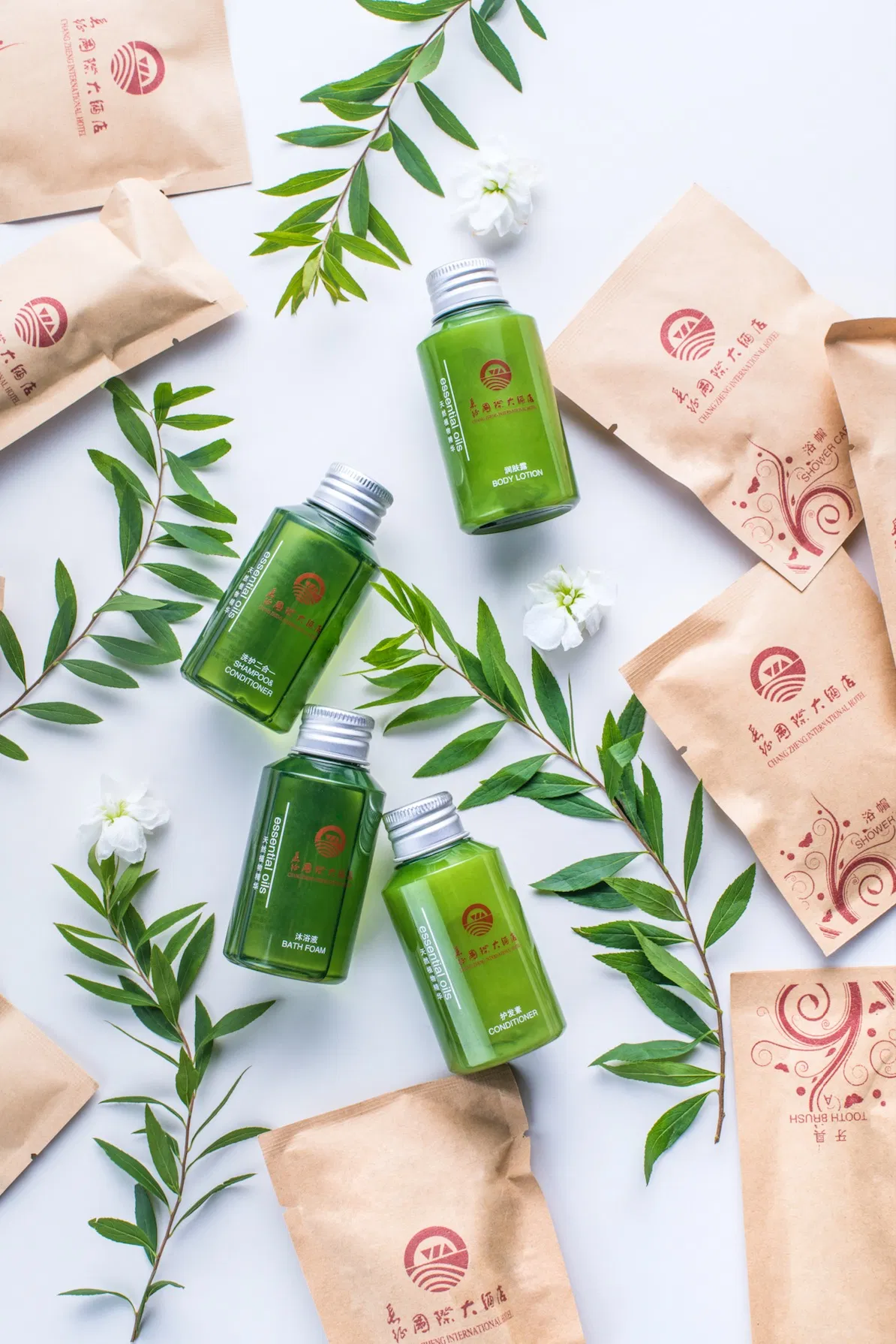 Shenone Wholesale Quality Luxury Hotel Amenities Set Eco-Friendly Disposable Toiletries Kit