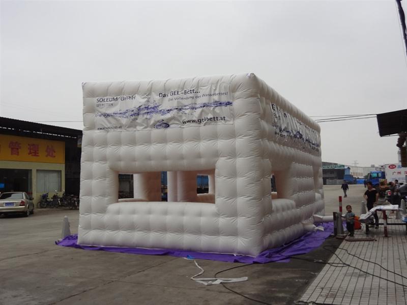 2023 New Giant Inflatable Cube Tent with LED Lighting for Event Customized