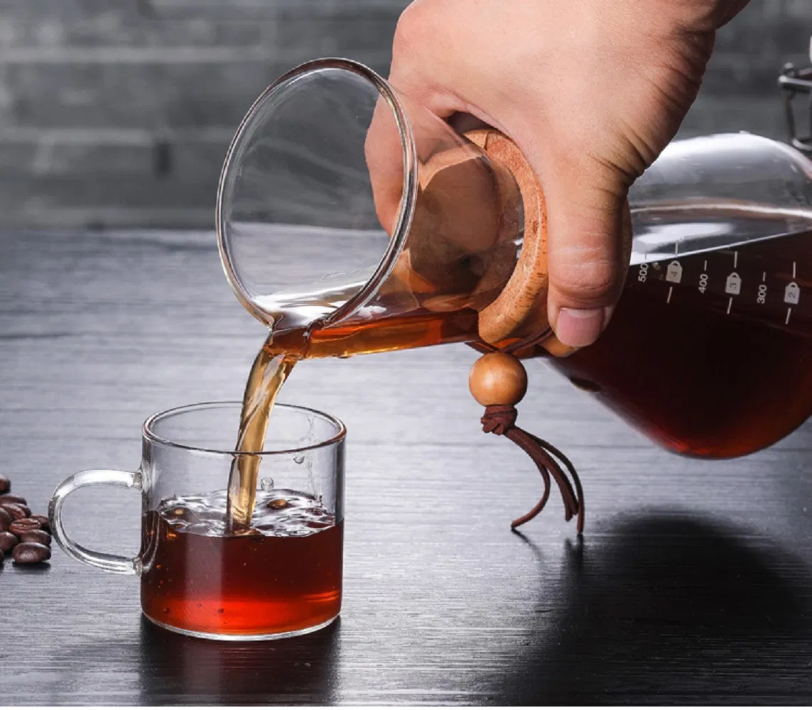 Ручная капельная кофеварка со стеклянной колбой и деревянным держателем
