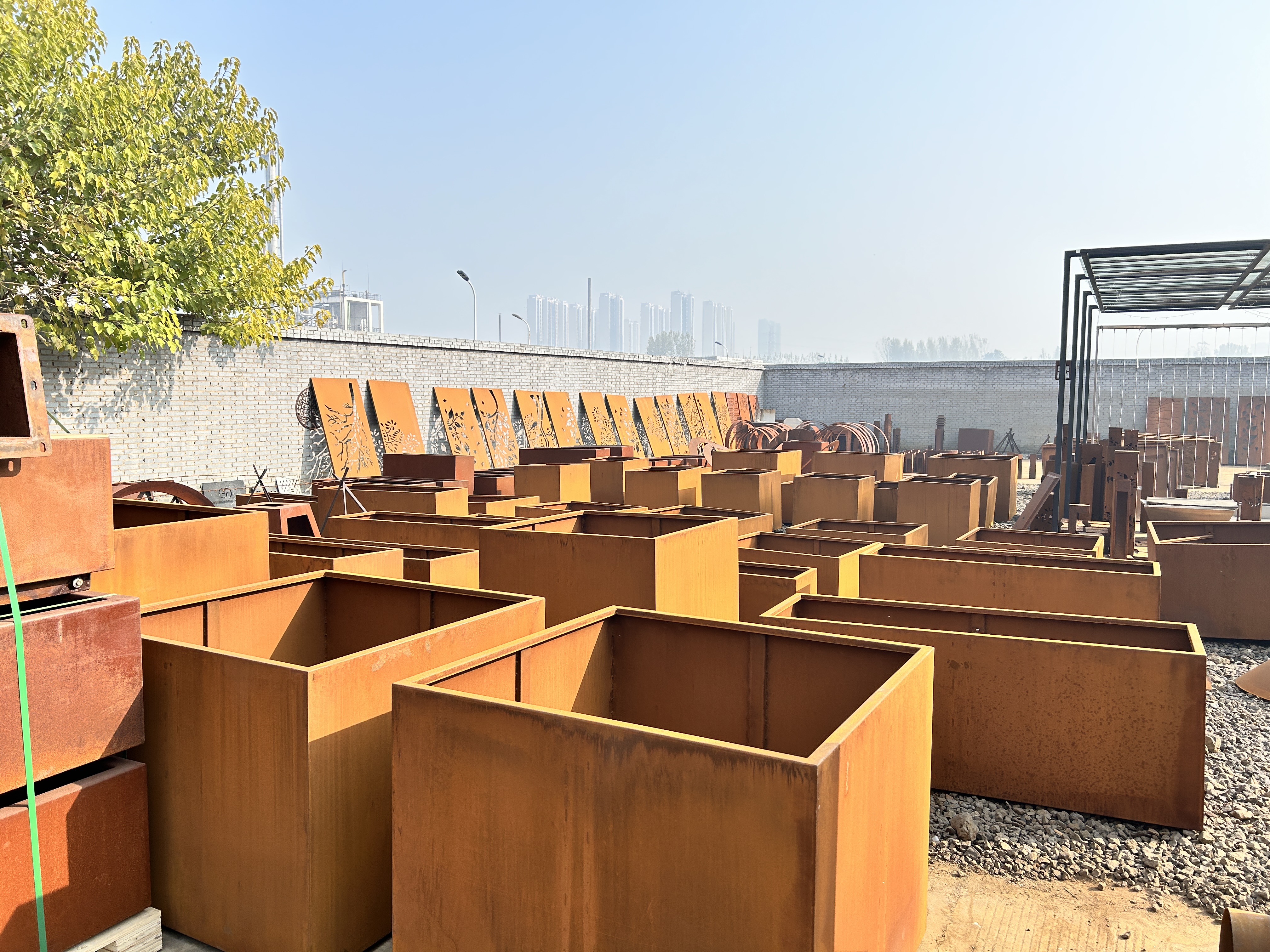 Кашпо садовое металлическое прямоугольное Corten