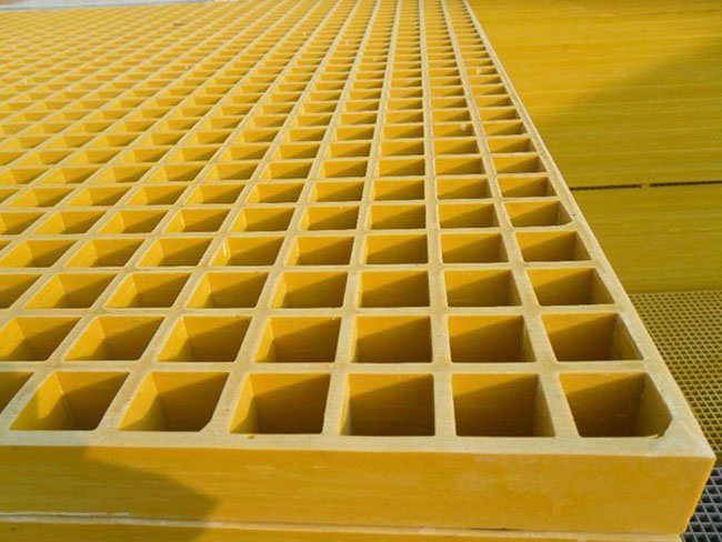 Pigeon Floor Fiberglass Grating 19*19 38 * 38 mm Platform Walkway Poultry Cage