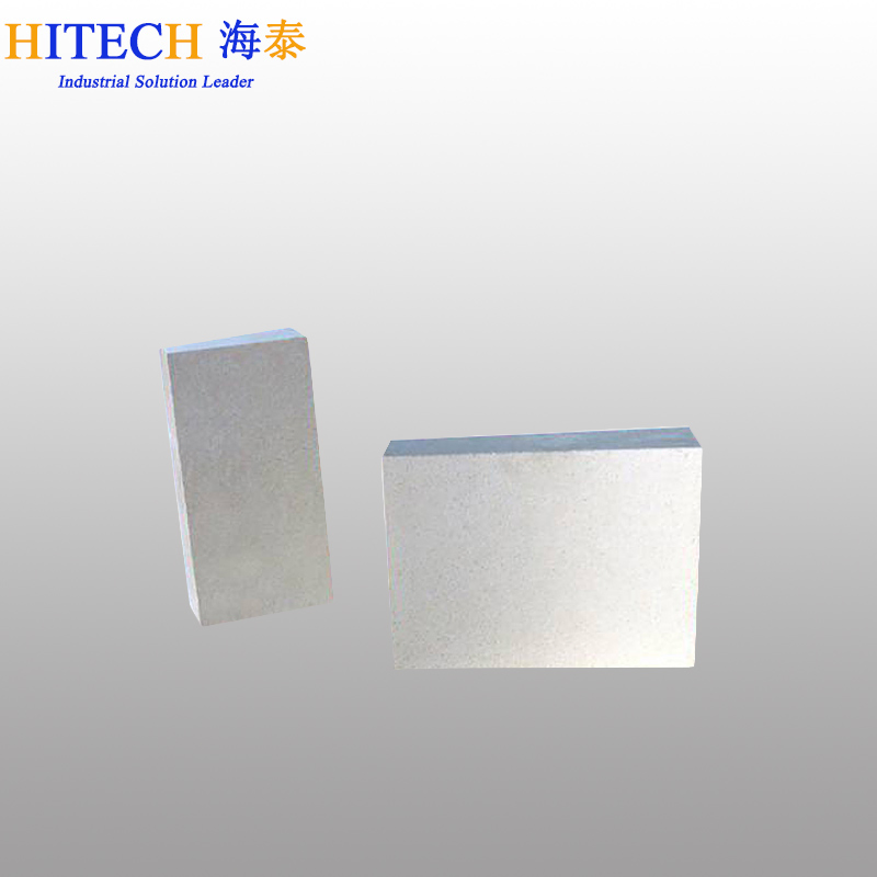 China Manufacturer Dense Alumina-Zirconia-Silica Bricks for Glass Industrial Furnaces