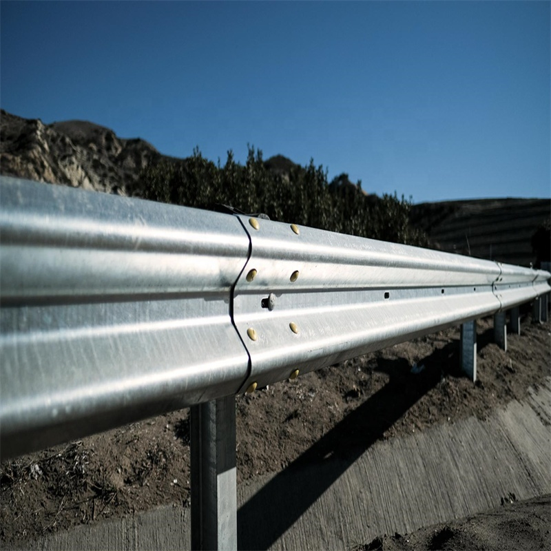 High Quality Highway W-Beam Guardrail Steel Hot DIP Galvanized Factory Price Traffic Crash Barrier