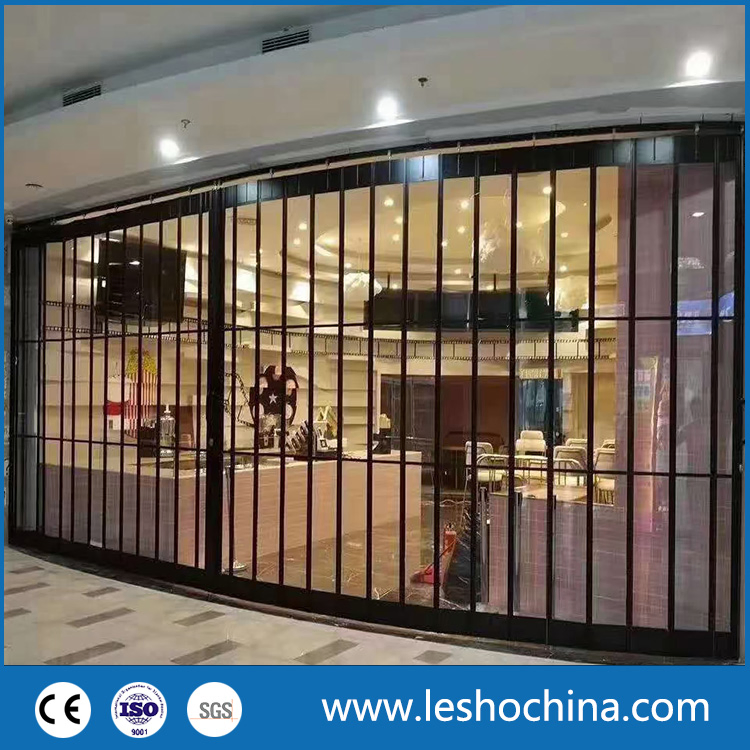 Aluminum Curved Frame Polycarbonate Crystal Transparent Clear Full View PC Horizontal Accordion Folding Sliding Door for Shopfront Store Front Shopping Mall