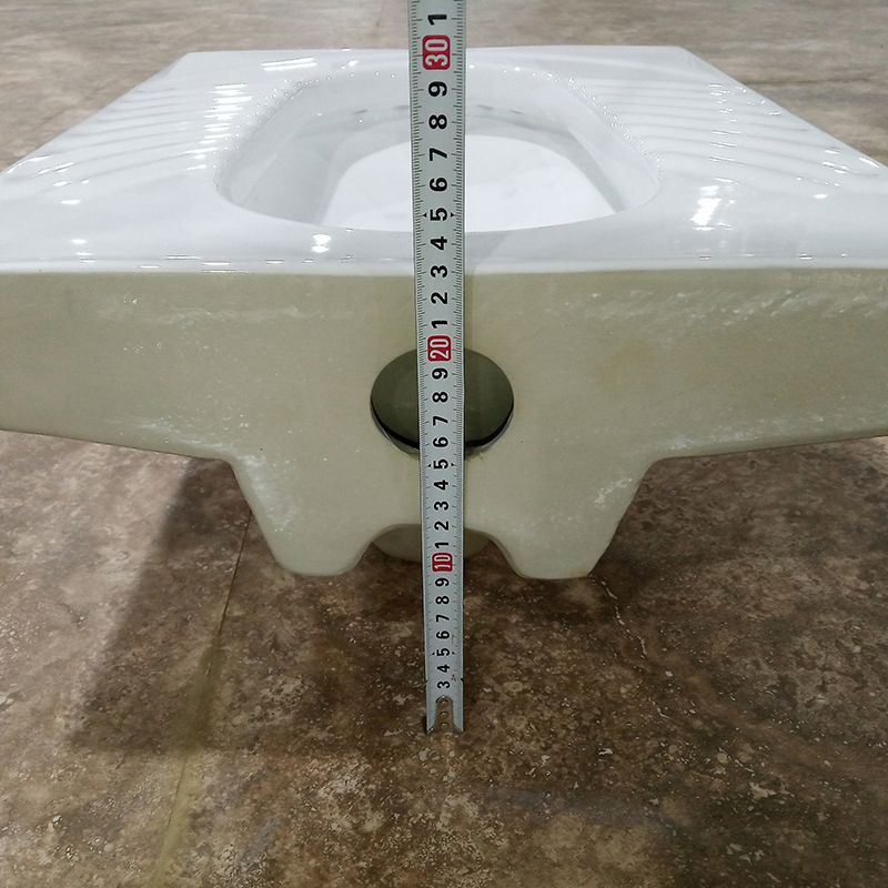 Factory Wholesale Cheap Ceramic Bathroom Wc with and Without S Band Squatting Pan Toilet
