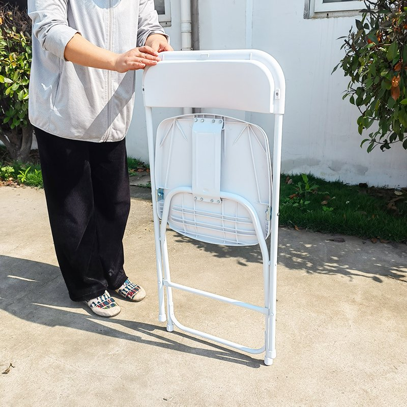 Versatile Folding Chair for Exhibition Booths Compact and Sturdy Design