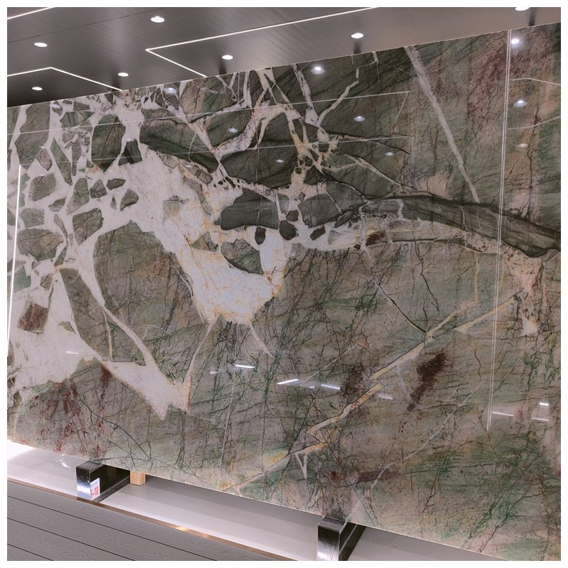 Brazilian Green Natura Quartzite Slabs for Backlit Wall and Countertops