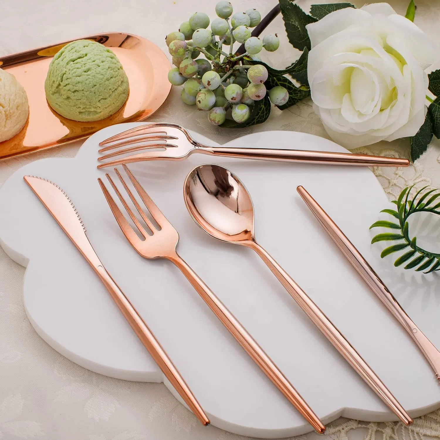 Elegant Rose Gold Disposable Cutlery Set for Parties