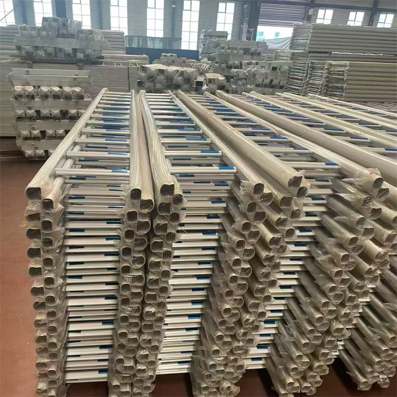 Heavy Duty Steel Farm Fence Cattle Yard Gate Corral Horse Fence Panels Wholesale From China