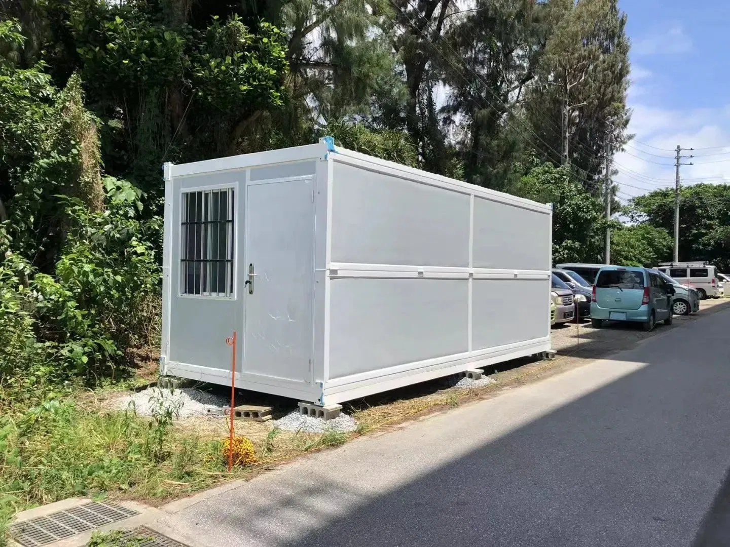 Cbox Prefabricated Foldable Buildings Apartment Hotel Dorm Home Prefab Z-Type Folding Container House