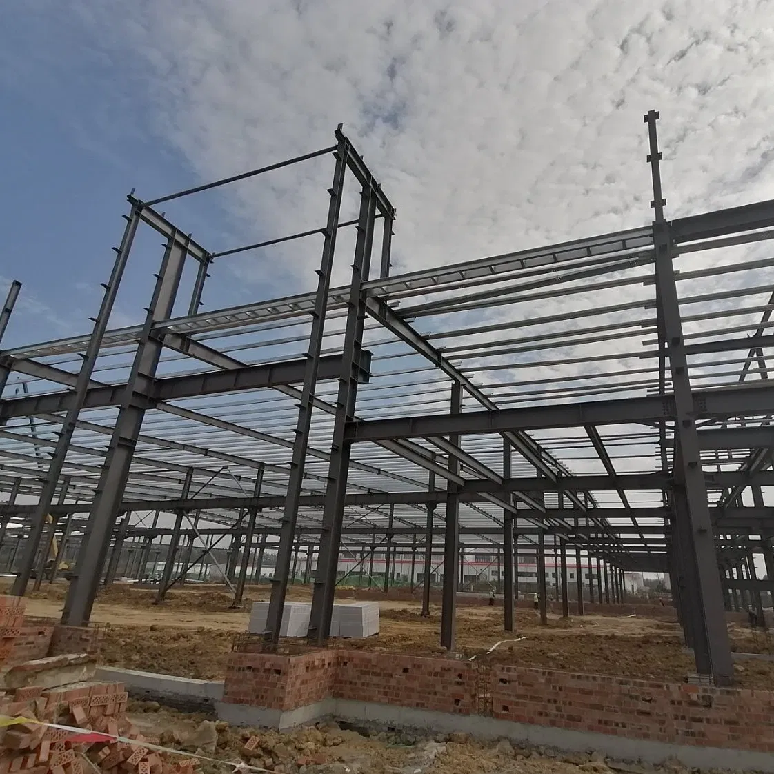 Prefabricated Factory Price High-Quality Industrial Commercial Steel Warehouse