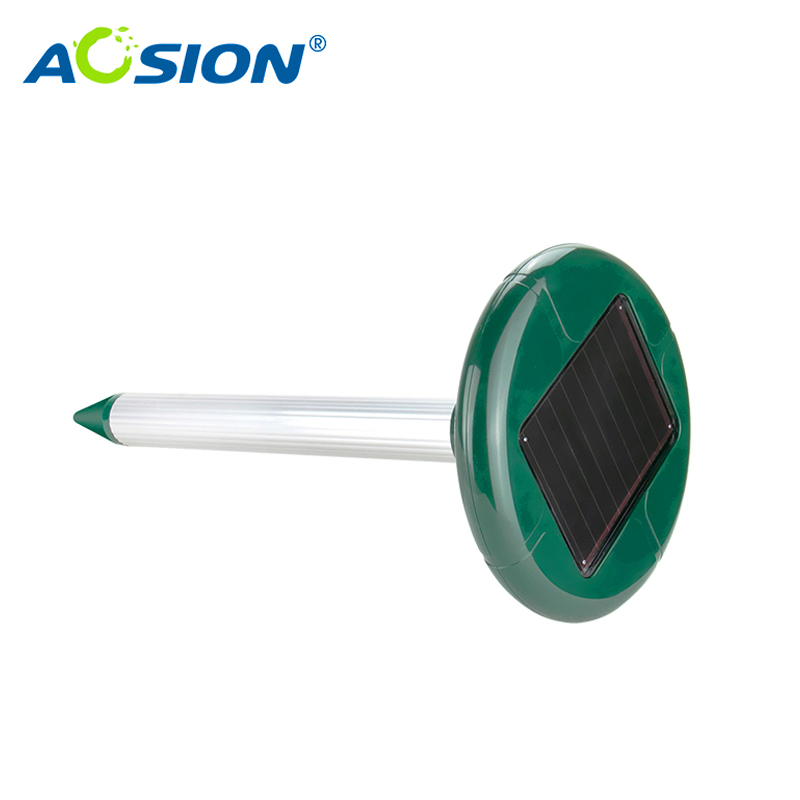 Garde Outdoor Vole Repeller with Solar Power for Gardens Mole Vole Rodent Control