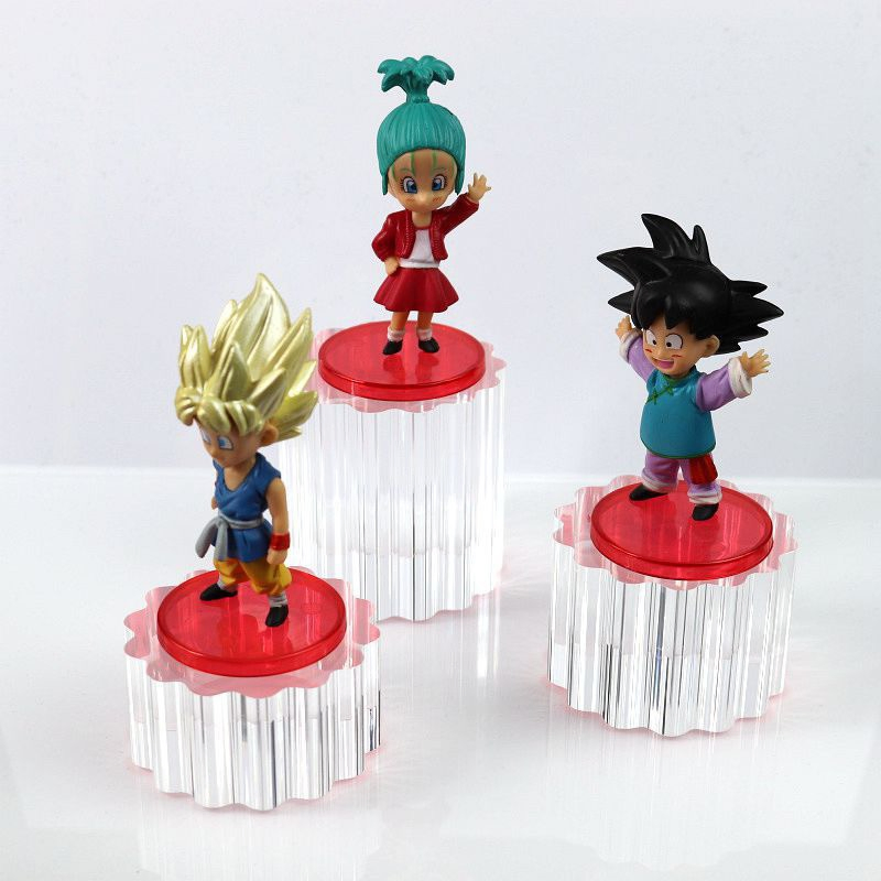 Clear Acrylic Display & Exhibition Stand for Jewelry & Cosmetic & Model Figure for Window