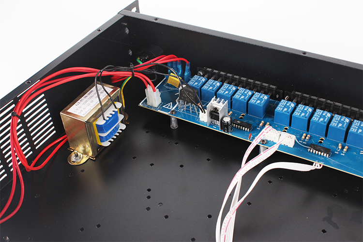 Селектор выхода звука на 10 зон для систем оповещения
