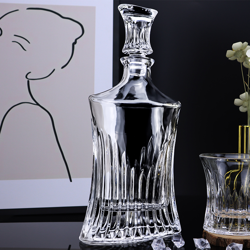 700ml Wine Glass Vodka Liquor Whisky Decanter with Glass Lid