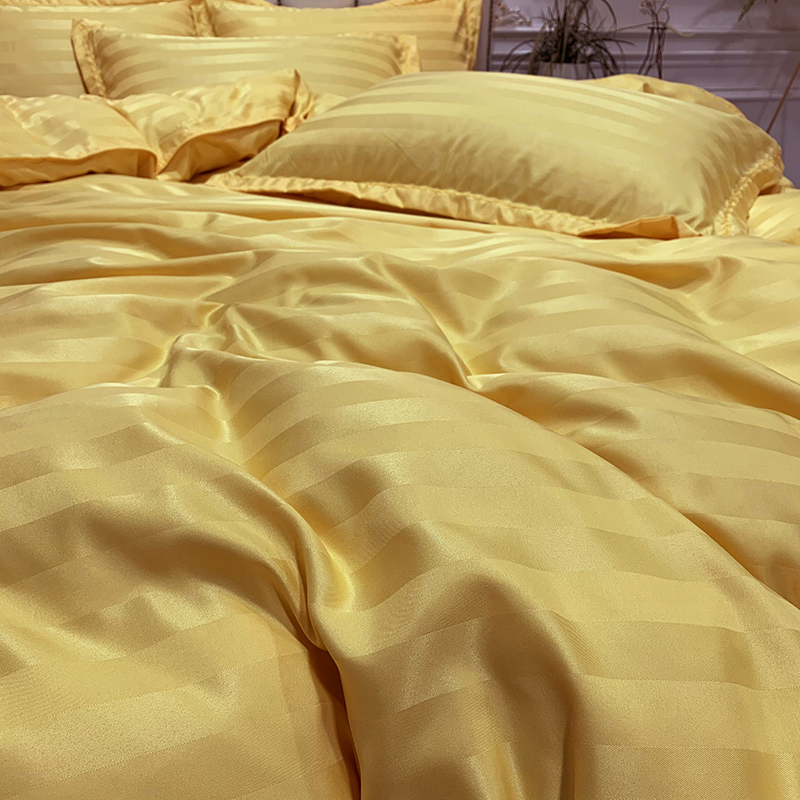 Luxury Hotel Full Size Gold Yellow Color 100% Microfiber Bedsheets Comforter Cover Stripe Home Bedding Set