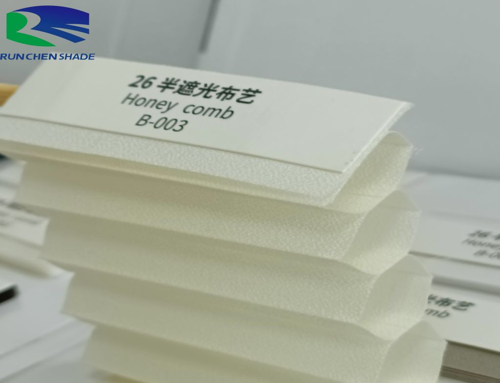 Multiple Sizes and Colors of Honeycomb Curtain Fabrics for a Variety of Choices