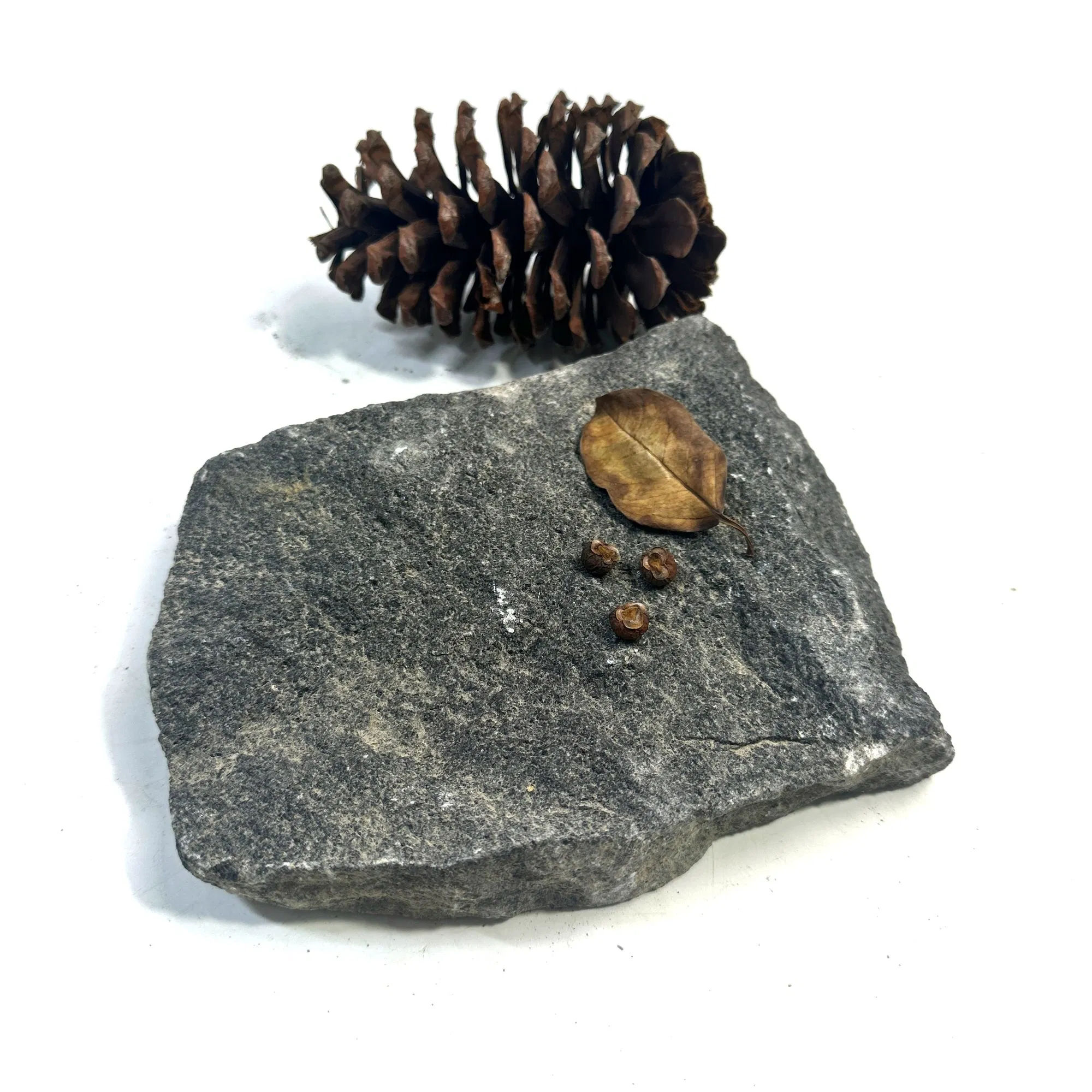 Natural Surface Natural Stone Style Decorative Panel Villa Outdoor and Indoor Floor Decoration Stone