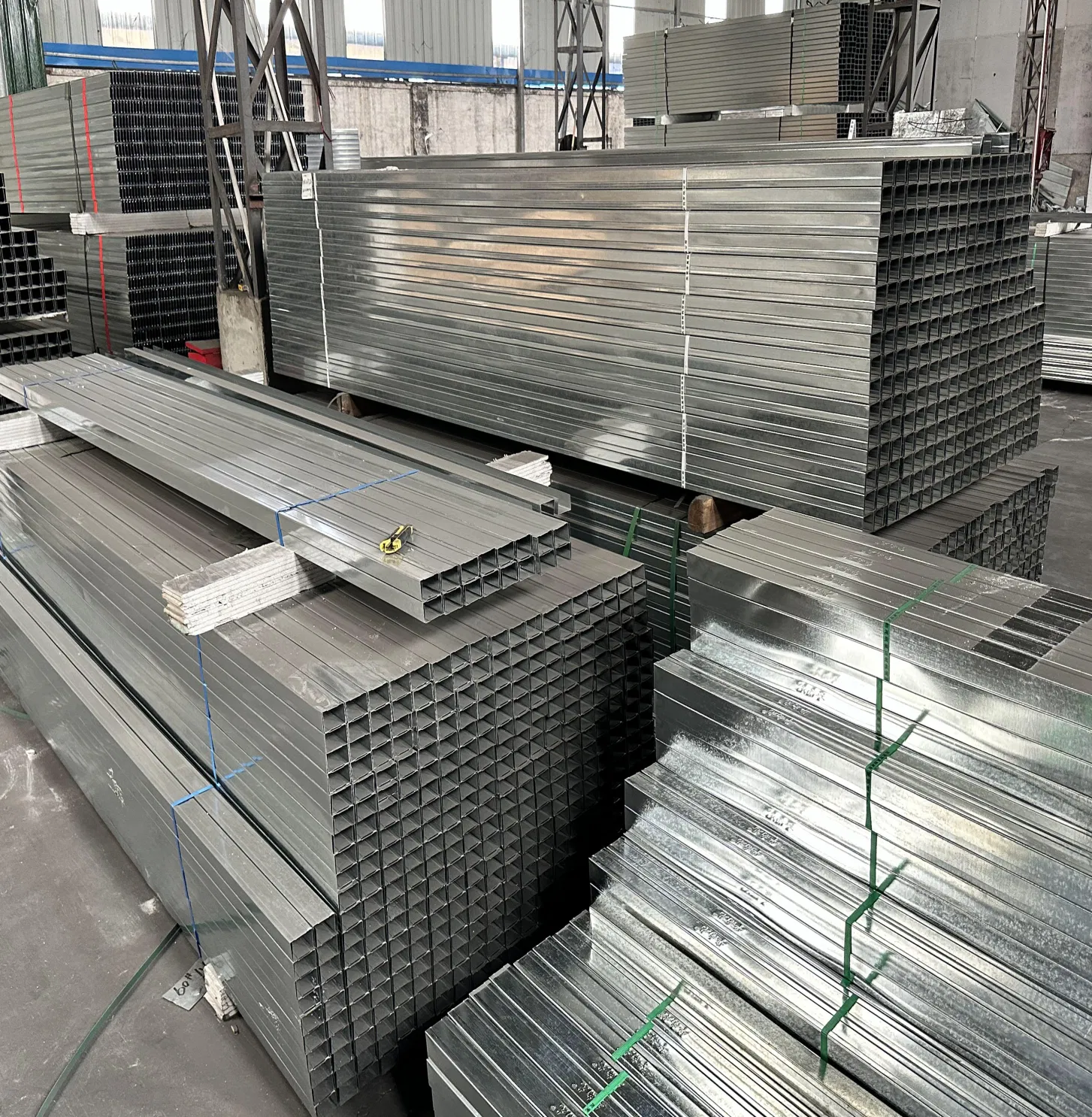 Efficient Hat Channel Omega Channel Furring Channel Galvanized Ceiling Steel Metal Frame Structure