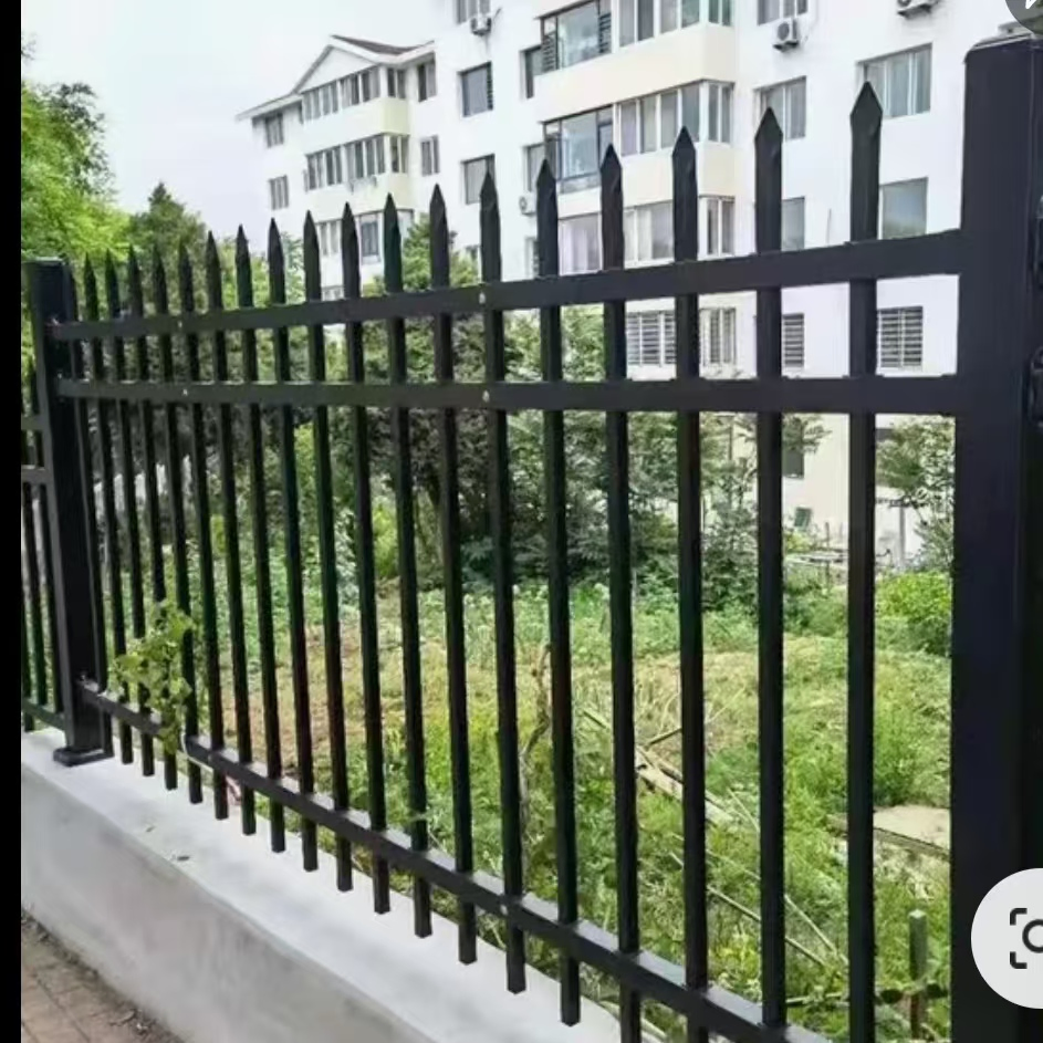 Professional Custom-Made Aluminum Fence for Balcony and Courtyard Railings