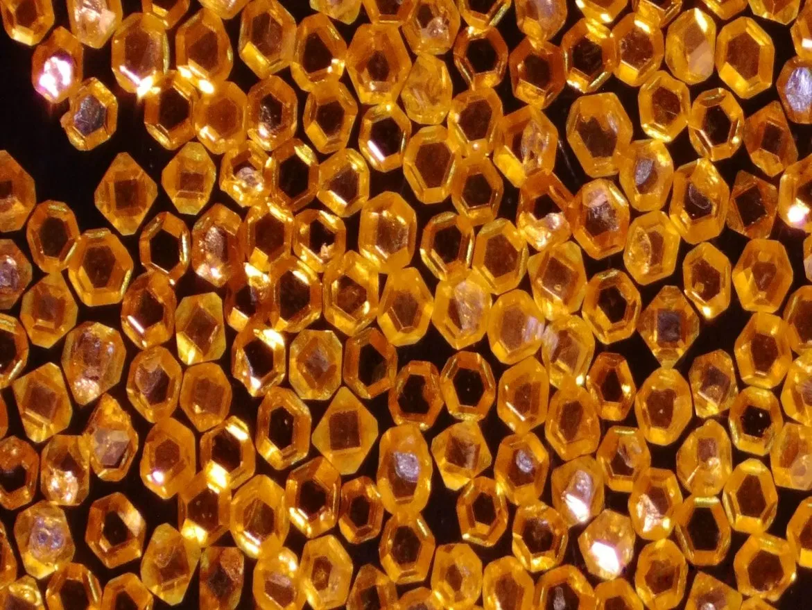 Zhd400+ Medium Toughness Industrial Diamond with Coarse Grit