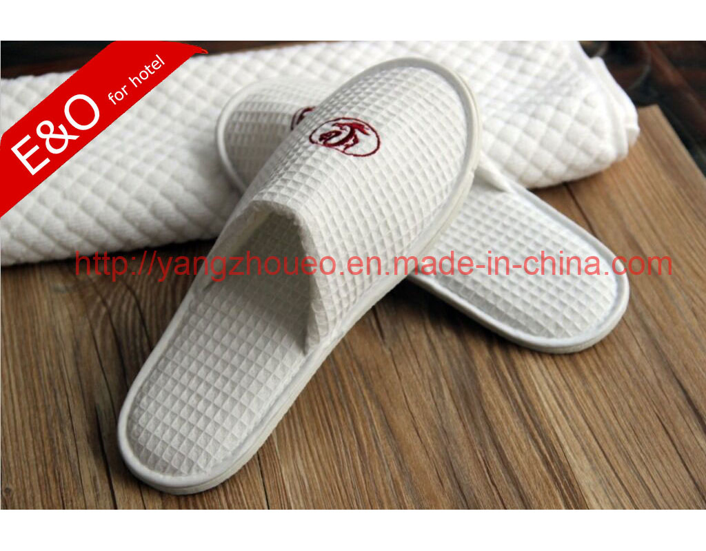 Hotel Amenities Hotel Supply Embroidered Waffle Ladies Slippers