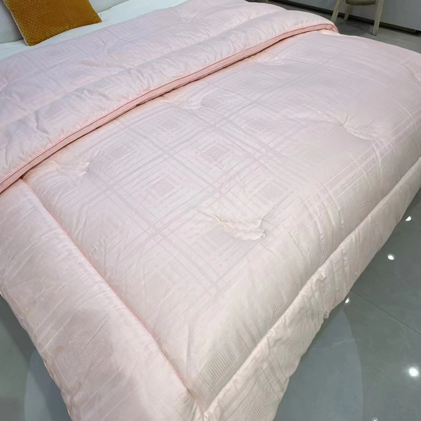 Premium All Cotton Soybean Fiber Quilts for Cozy Autumn Nights