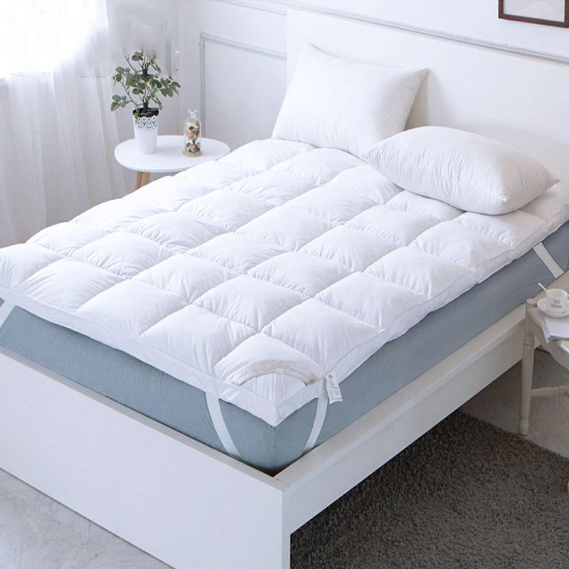 Hot Sale Super Soft 100% Cotton Cover Microfiber Thick Hotel Mattress Topper