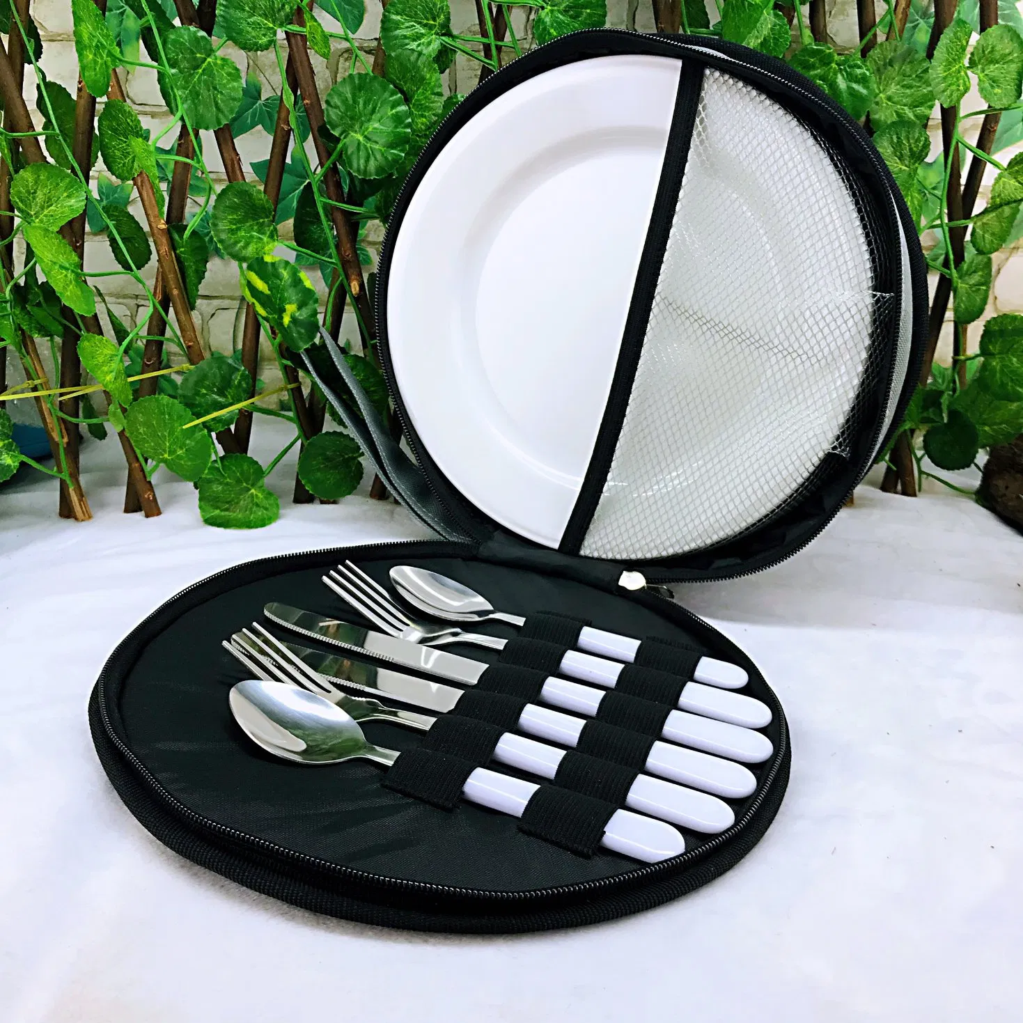 Picnic Camping Portable Tableware Travel Cutlery Set Knife Fork Spoon Plate with Carrying Bag