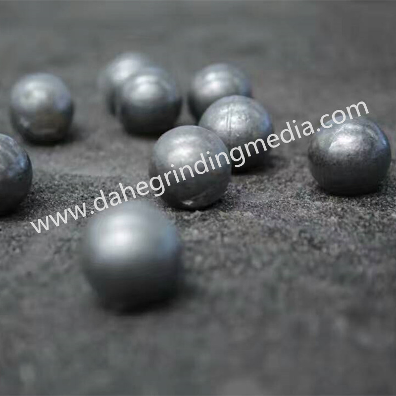 Мелющие шары из высокохромистого чугуна 17-130 мм