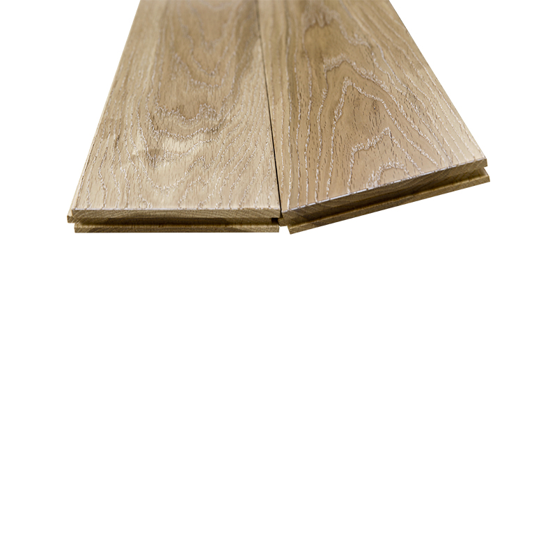 Smooth Brushed Finish Oak Flooring for Bedroom Elegance