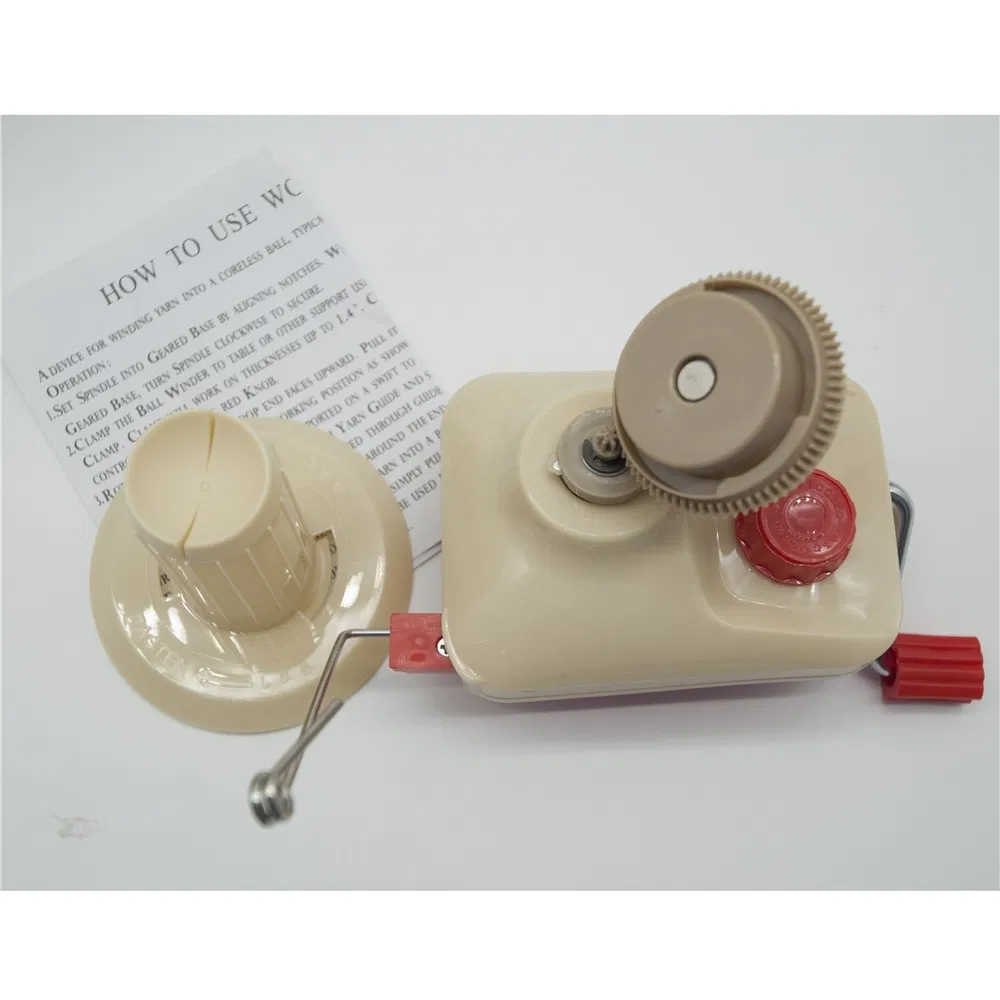 Plastic Hand Yarn Ball Winder (Red)
