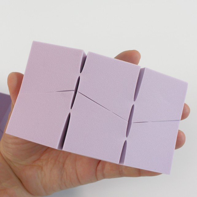 6-Cut Trapezoidal Powder Puff Green One-Piece Makeup Sponge Becomes Larger When Exposed to Water and Can Be Used Wet or Dry