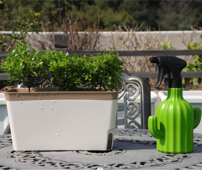 Watering Can Outdoor Plant 1.5 Gallon Plastic Water Cans Green Watering Pot for Office House Indoor Garden (SH-0111-14-1)