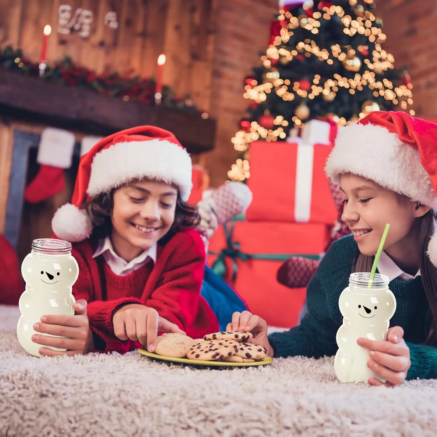 Plastic Juice Bottles with Lid and Straw, Clear Christmas Candy Jar Empty Reusable Water Bottles for Smoothies, Milk or Other Beverages