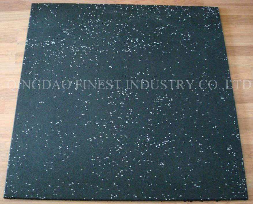 1m X 1m X 15mm Size Commercial Rubber Gym Floor Tile with High Density Tile Weight 13.8kg