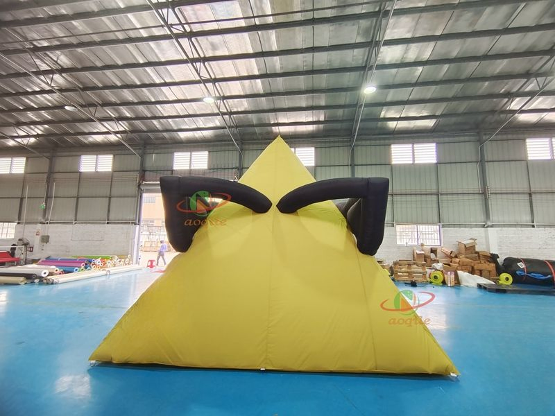 Giant Funny Inflatable Triangle Logo for Sports & Entertainment Advertising