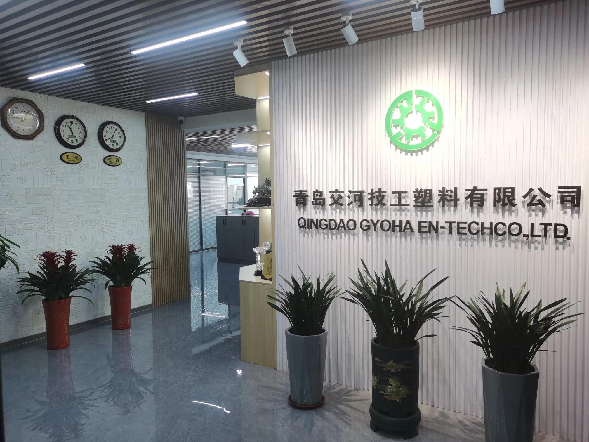 10*10mesh, 105GSM, Durable Waterproof PE Tarpaulin, PE Sheet Weatherproof-Perfect Tarp for Camping, Truck Covers, Residential Shade Needs