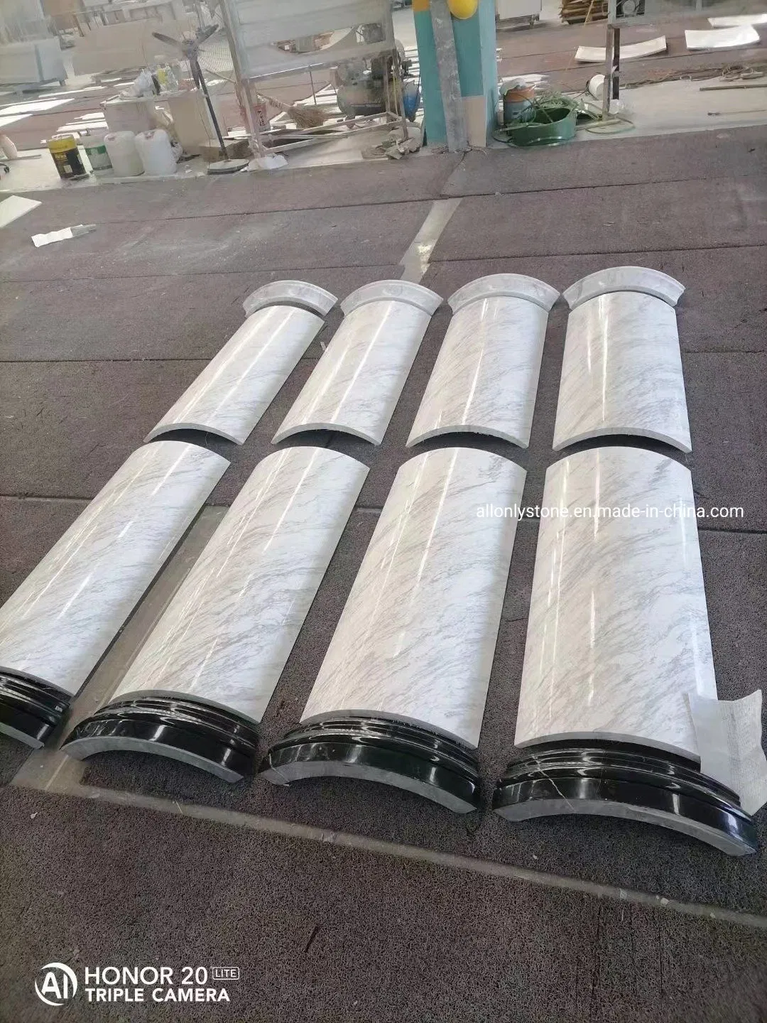 Natural Stone White Snow White/Volakas White/Calacatta White Column Round Pillar Marble Design