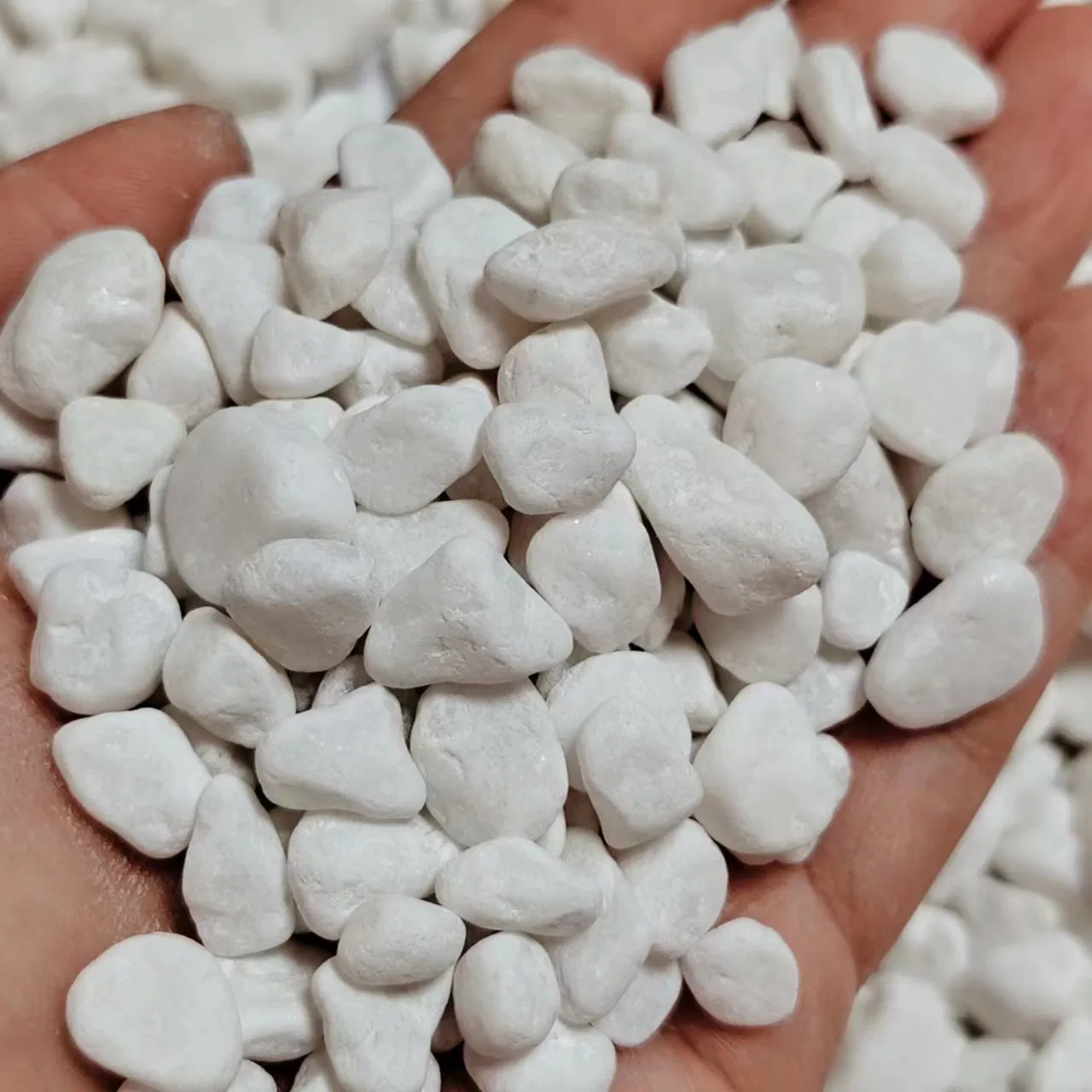 Decorative Tumbled Stones Snow White Wholesale Pebbles Paving Stones