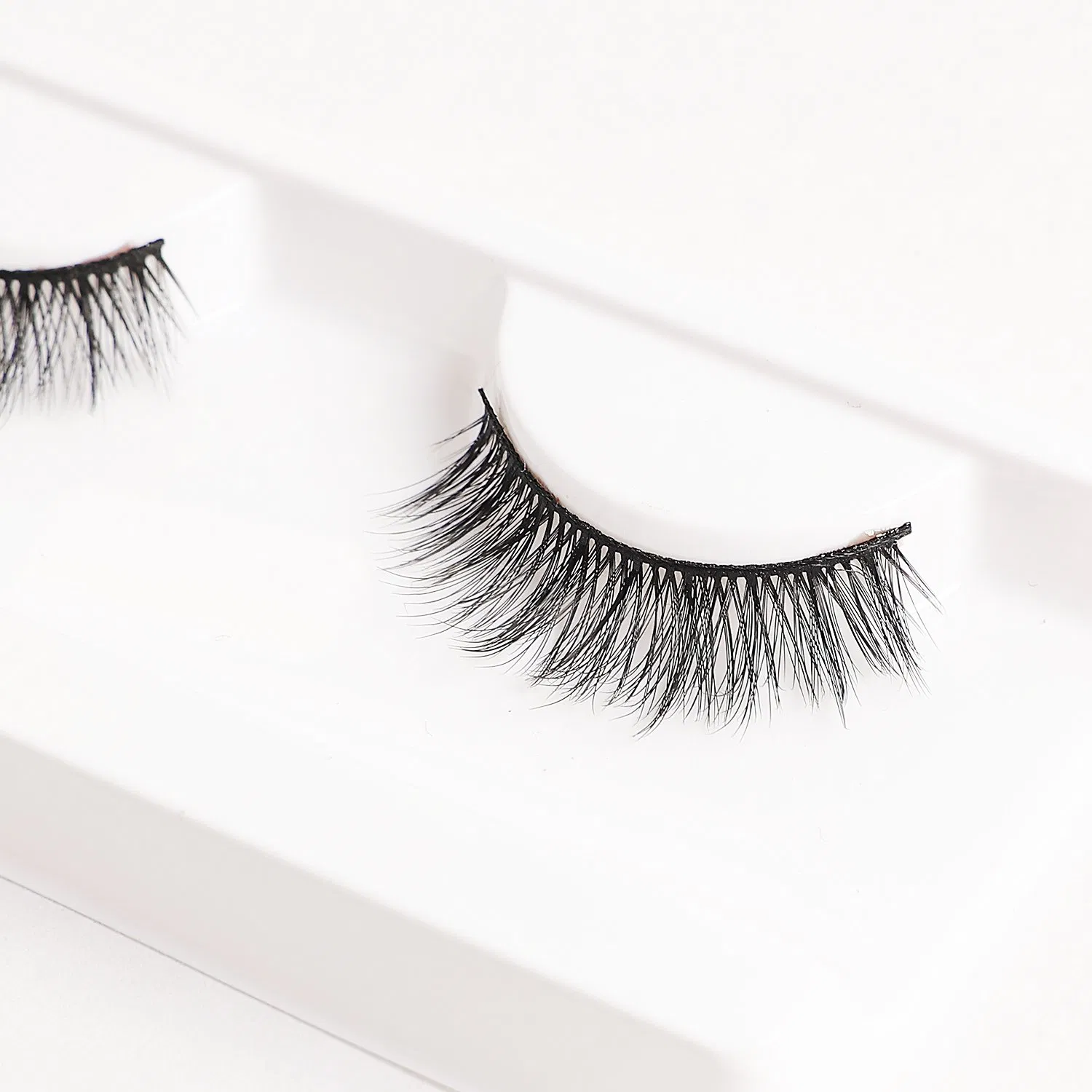 New Style Fakelashes Highly Faux Mink 3D Lashes Fake Eyelashes Silk Eyelashes Black Cotton Band