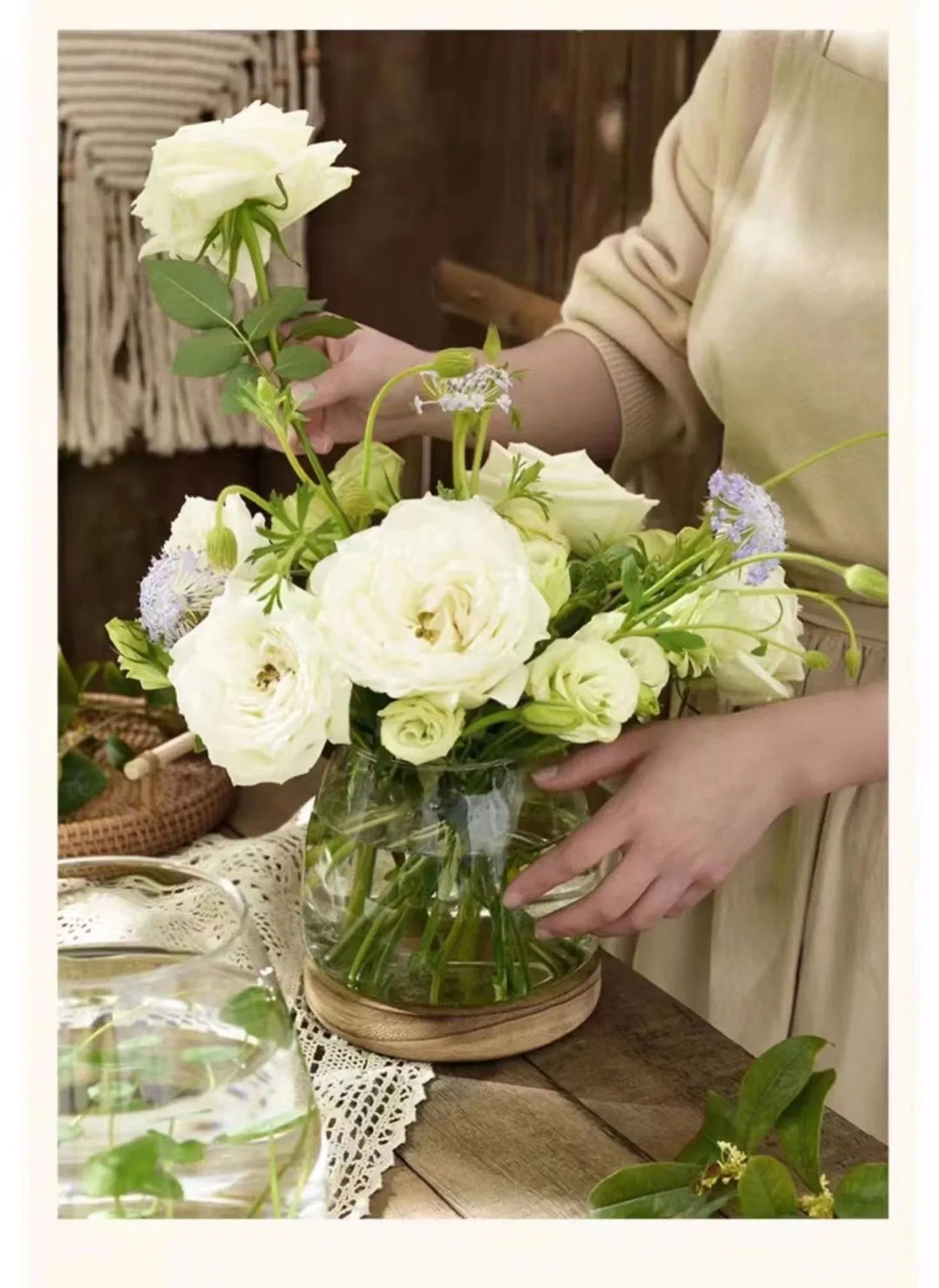 High-End Retro Glass Mini Vase Ins Style Tabletop Ornament for Home Furnishings Modern Design with Fresh Look