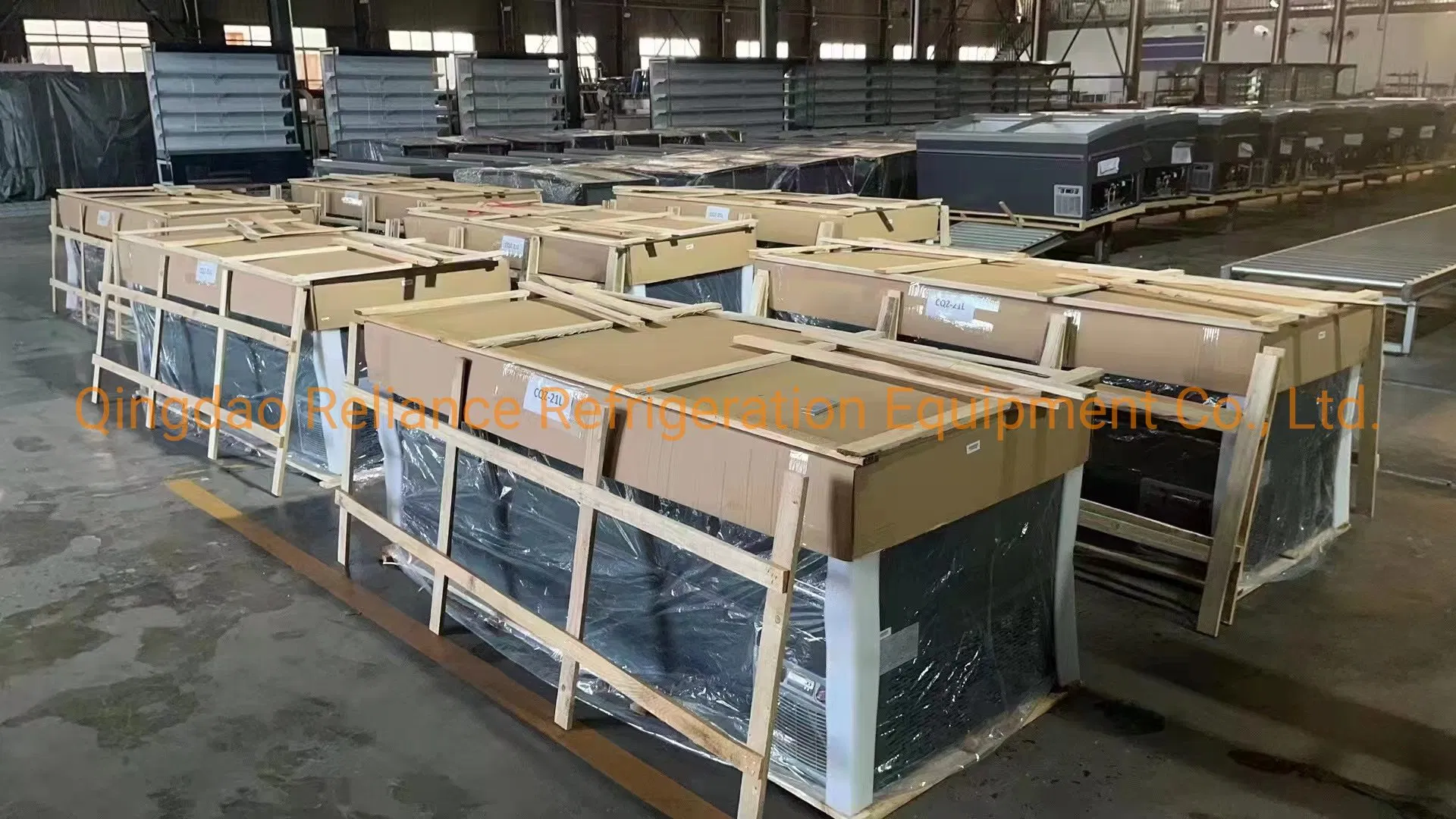 Low Price Top Curved Glass Door Commercial Display Refrigerator for Sale