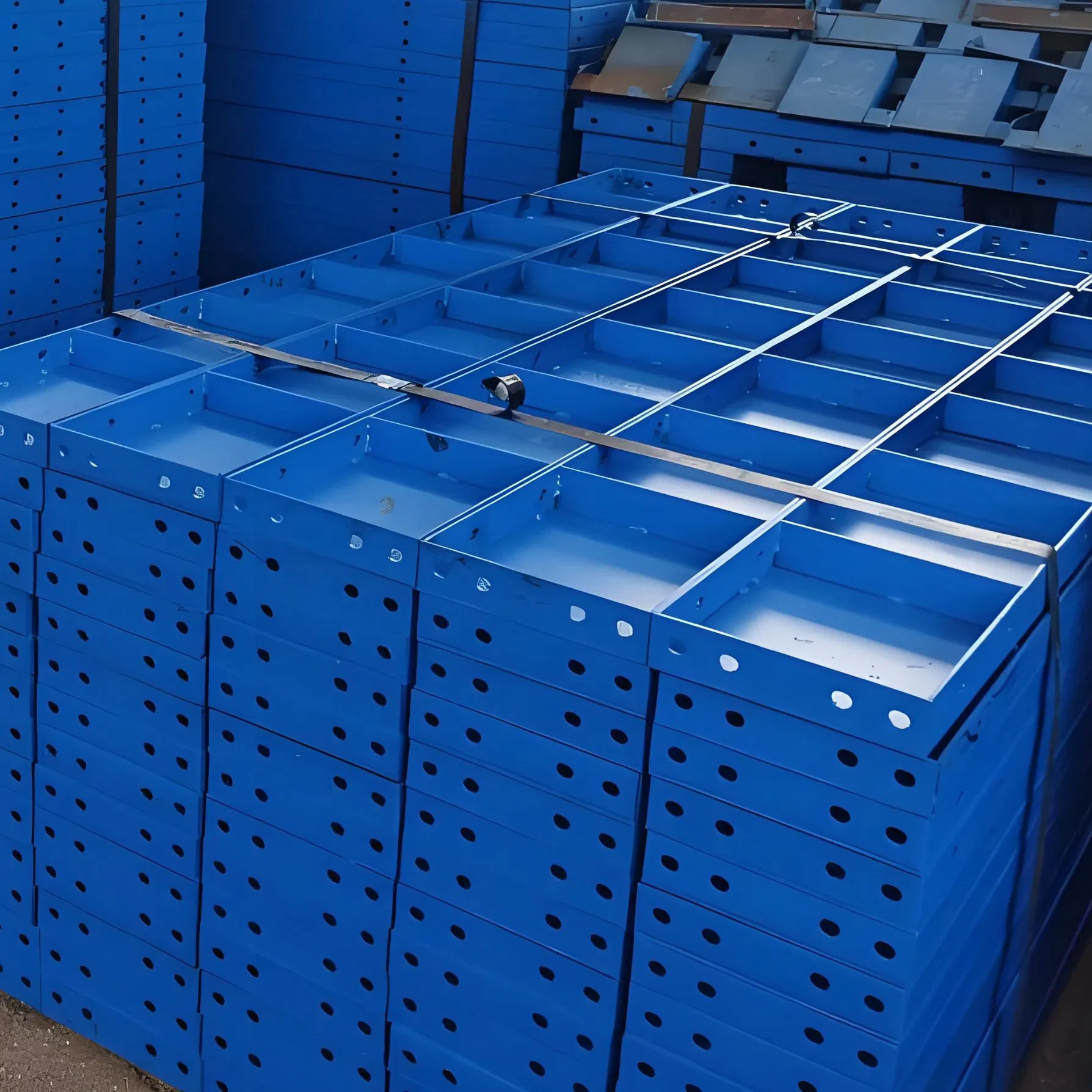 Scaffolding Steel Frame Shutter Panel Ply Plastic Formwork System Plywood Scaffold