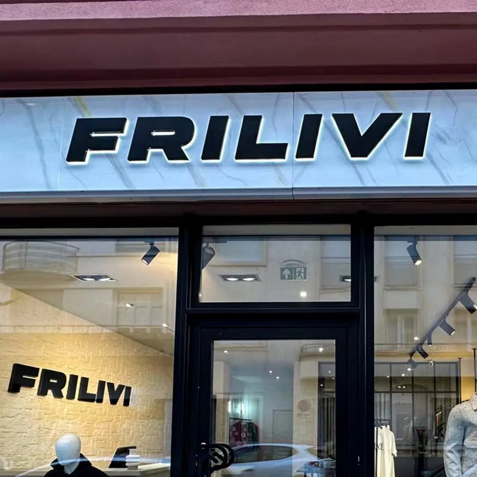 Letter Luminous Store Sign Logo Acrylic Glowing LED 3D Letter Sign Board Signage Outdoor Custom LED Signs for Business