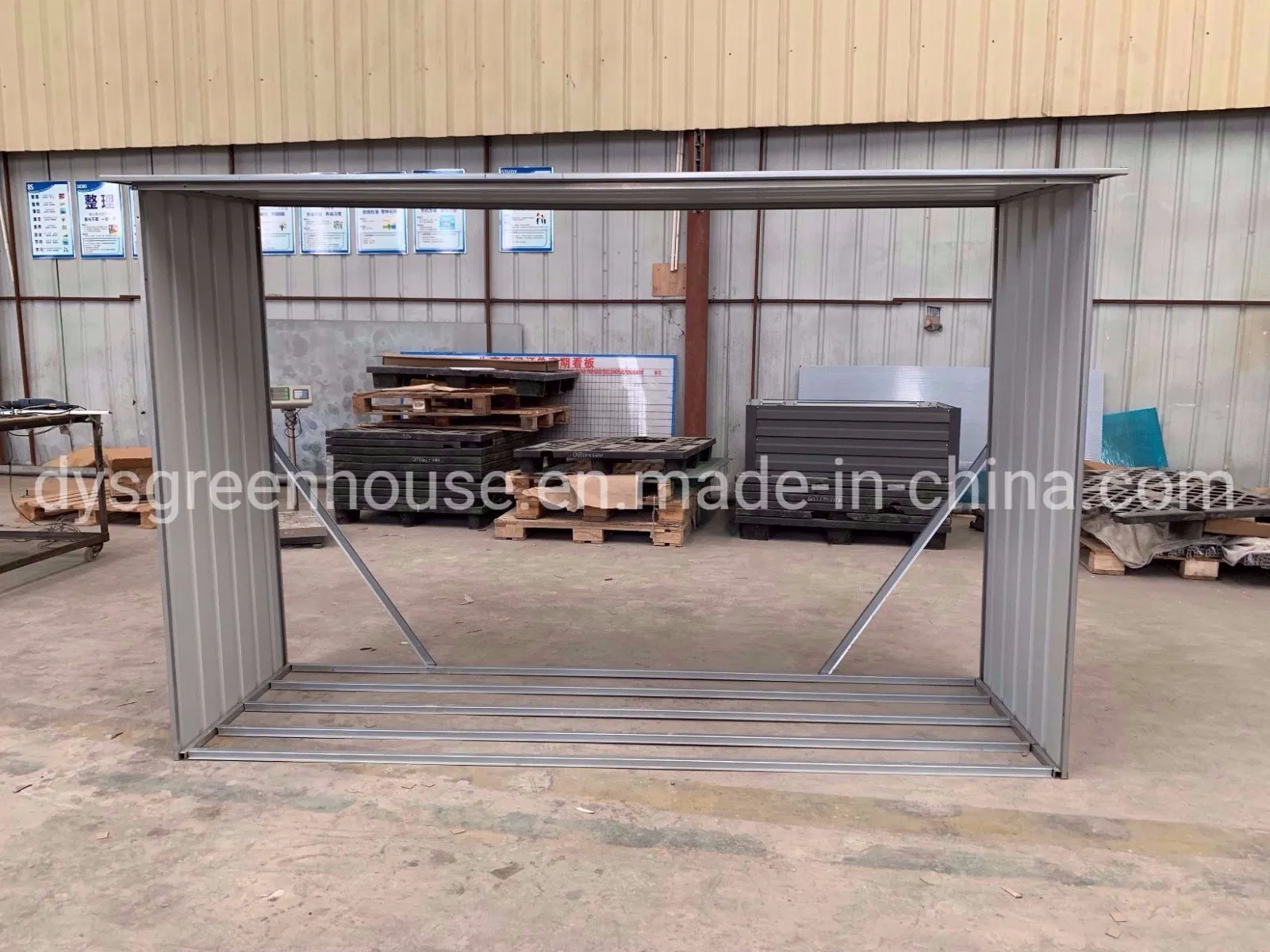 Prefab Design Steel Farm Shed Garden Woodshed (WS2427516-Z)