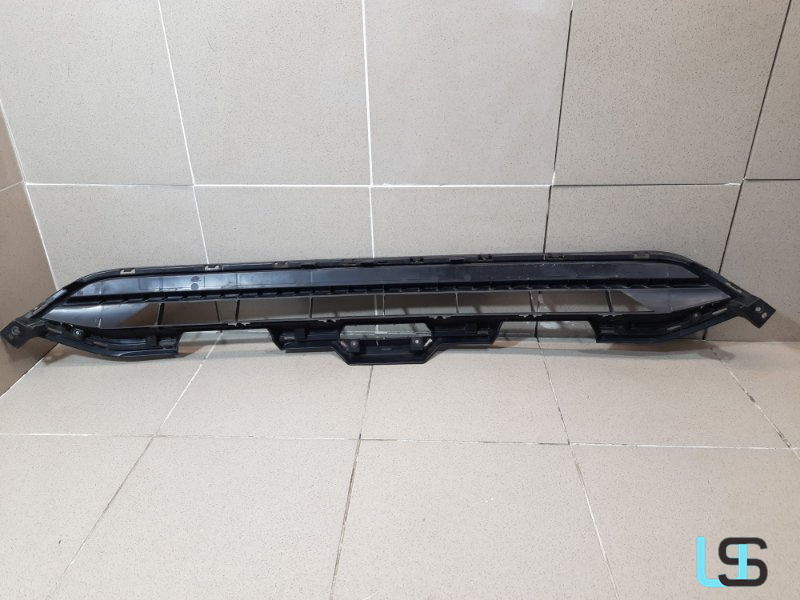 Central Grille Front Bumper Lower Grill for Haval F7 2017