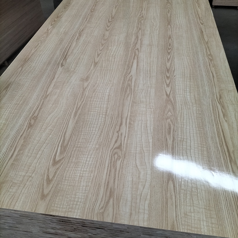 Wholesale 1220*2440mm Furniture Grade Melamine Laminated Formica Block Board with FSC Certified