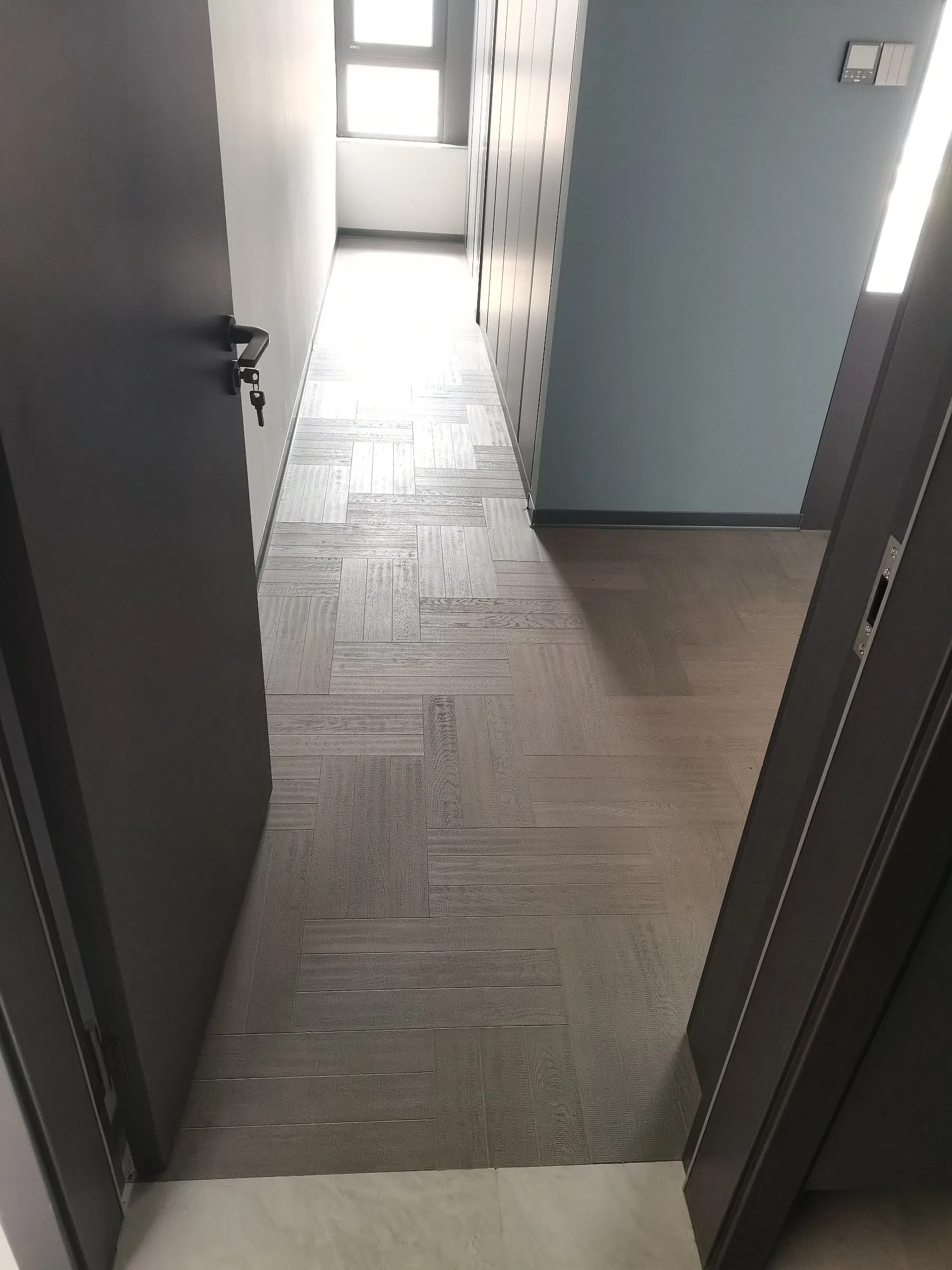 Clear Grade Spc Click 5 mm Wide Laminated Engineering Solid Wood Oak Hardwood Floor Plank for Living